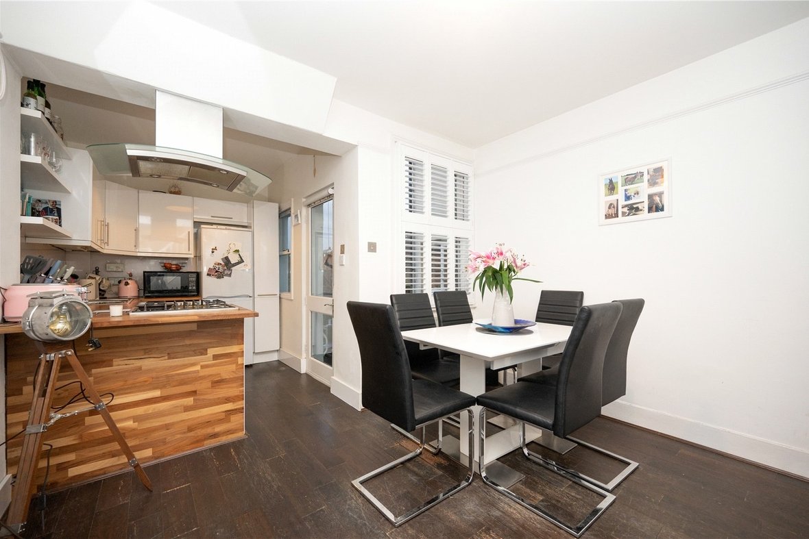 2 Bedroom House New InstructionHouse New Instruction in Oster Street, St. Albans, Hertfordshire - View 15 - Collinson Hall