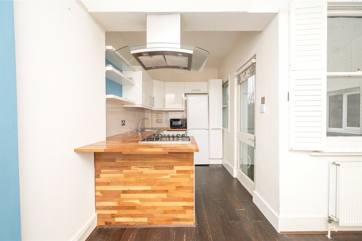 2 Bedroom House Sold Subject to ContractHouse Sold Subject to Contract in Oster Street, St. Albans, Hertfordshire - View 11 - Collinson Hall