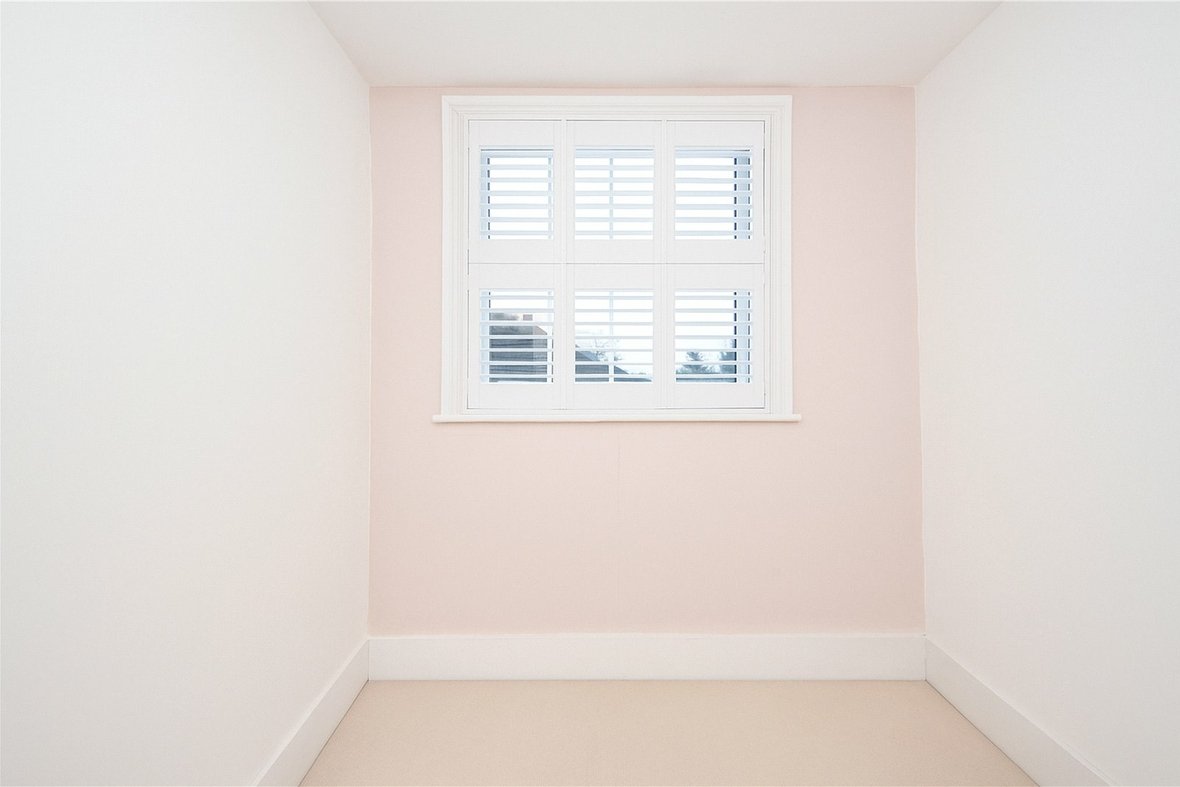 2 Bedroom House Sold Subject to ContractHouse Sold Subject to Contract in Oster Street, St. Albans, Hertfordshire - View 9 - Collinson Hall