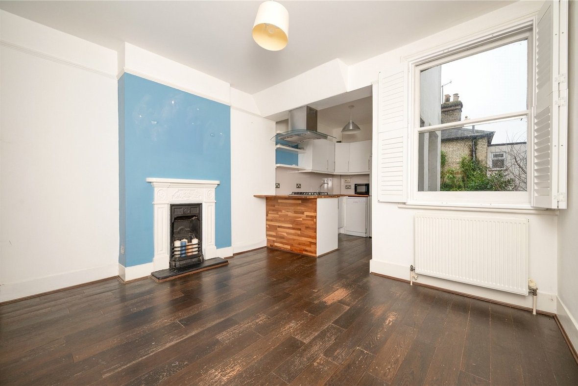 2 Bedroom House Sold Subject to ContractHouse Sold Subject to Contract in Oster Street, St. Albans, Hertfordshire - View 28 - Collinson Hall