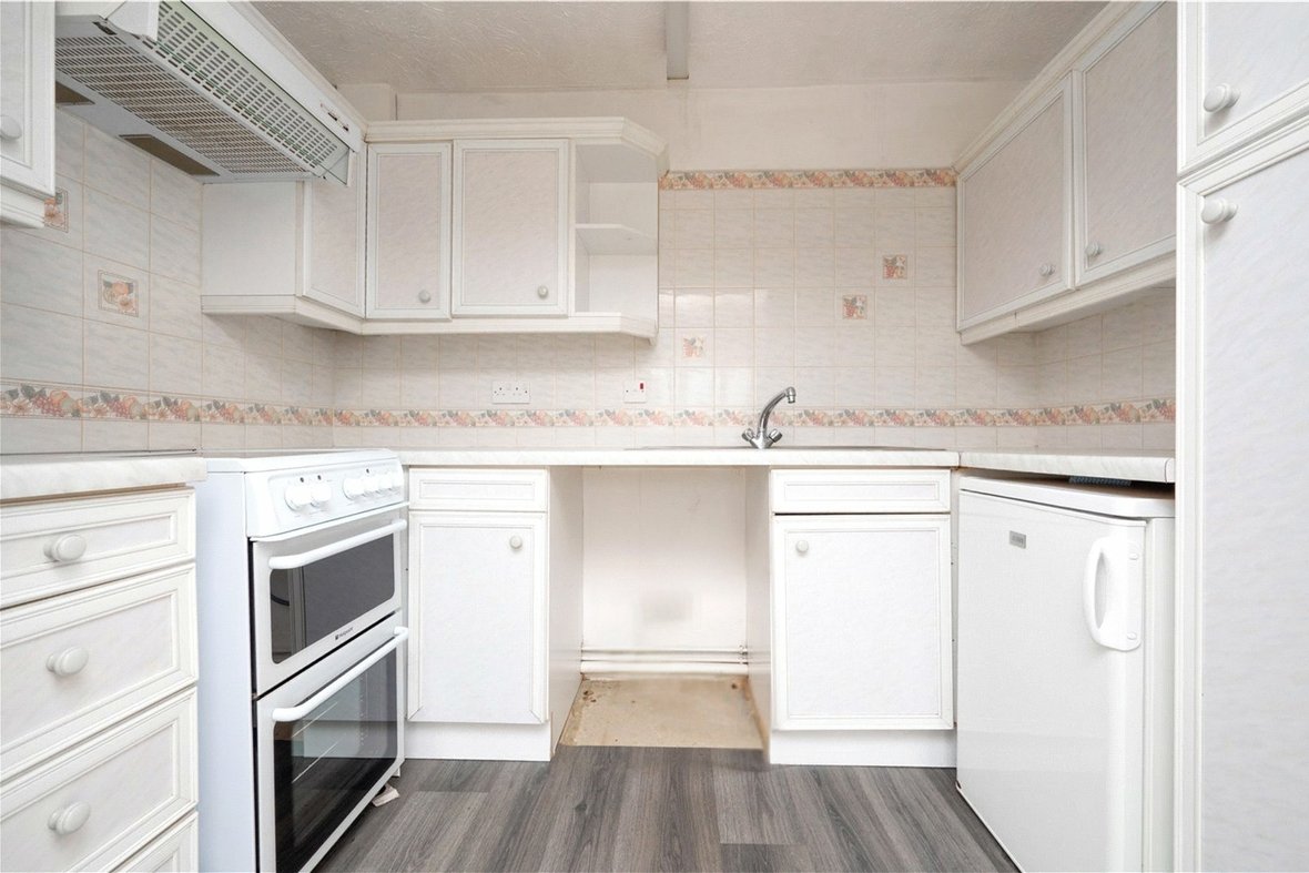 1 Bedroom Maisonette New InstructionMaisonette New Instruction in Larks Ridge, Watford Road, St. Albans - View 6 - Collinson Hall