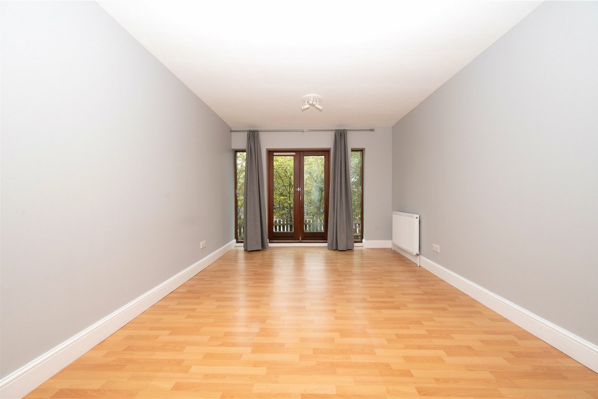 2 Bedroom Apartment LetApartment Let in Ashtree Court, Granville Road, St. Albans - View 7 - Collinson Hall