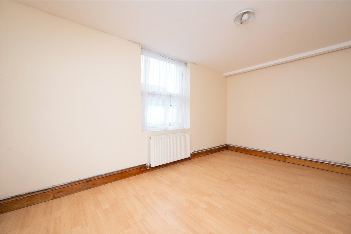1 Bedroom Apartment New InstructionApartment New Instruction in Hatfield Road, St. Albans, Hertfordshire - View 4 - Collinson Hall