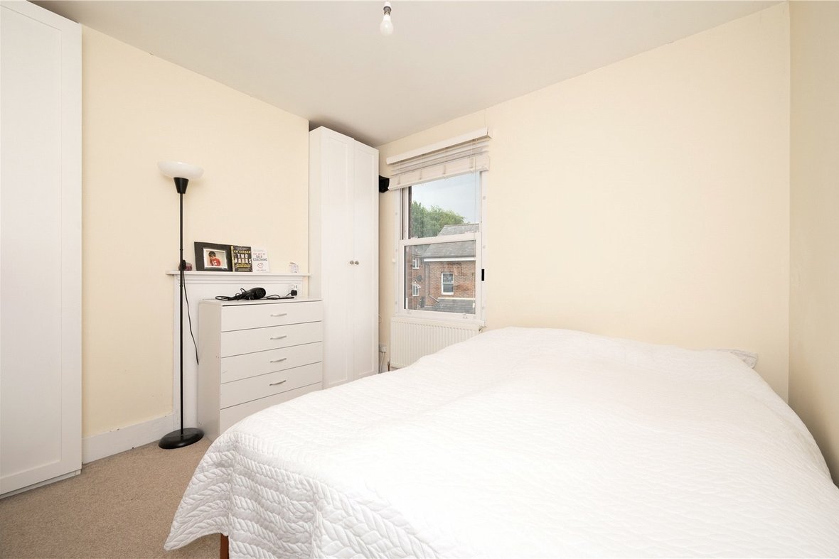 2 Bedroom House LetHouse Let in Camp Road, St. Albans, Hertfordshire - View 8 - Collinson Hall