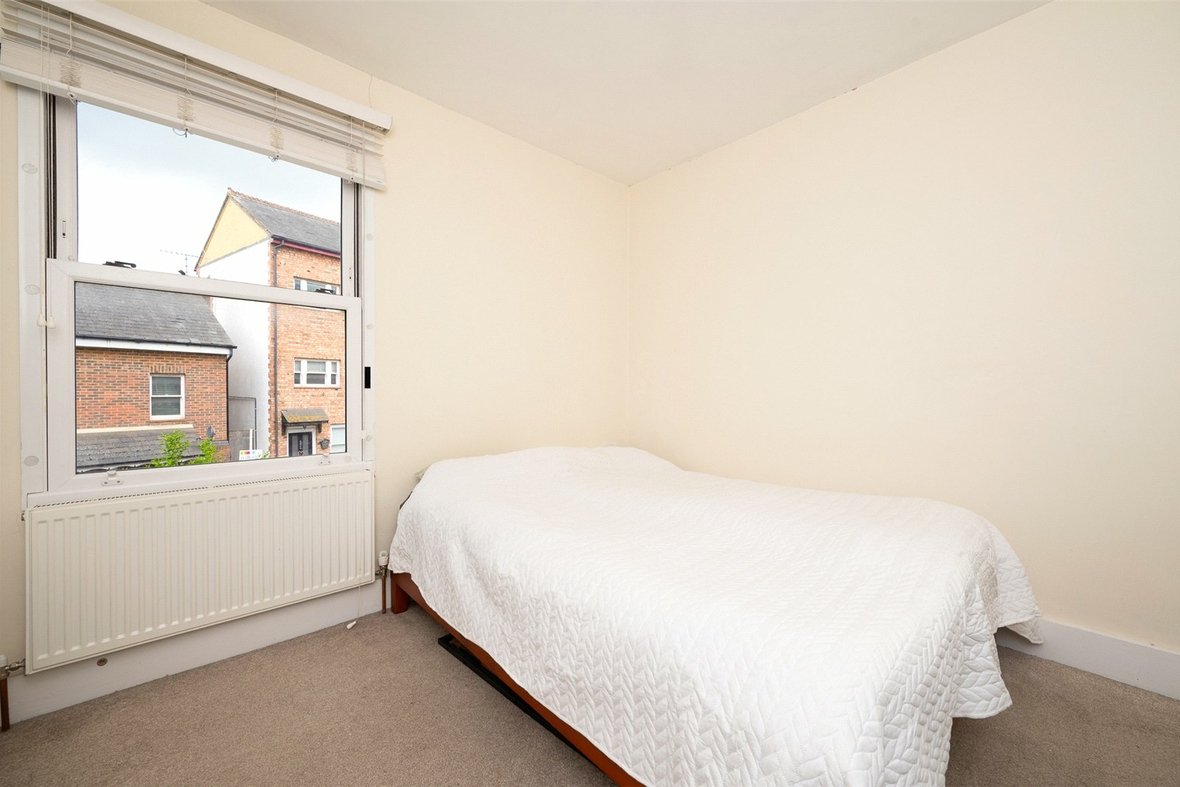 2 Bedroom House LetHouse Let in Camp Road, St. Albans, Hertfordshire - View 9 - Collinson Hall