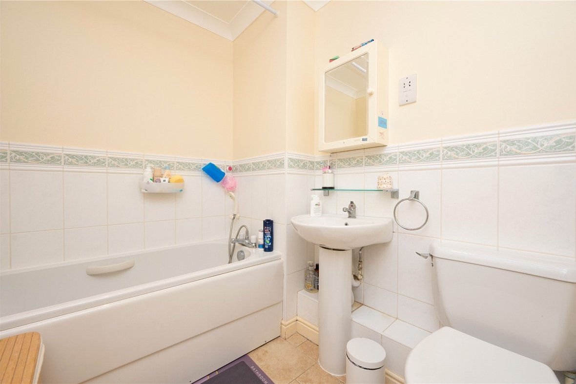 2 Bedroom Apartment New InstructionApartment New Instruction in Milliners Court, Lattimore Road, St. Albans - View 7 - Collinson Hall