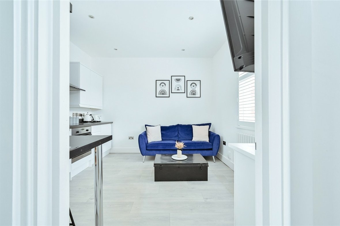 1 Bedroom Apartment New InstructionApartment New Instruction in Etna Road, St. Albans, Hertfordshire - View 6 - Collinson Hall
