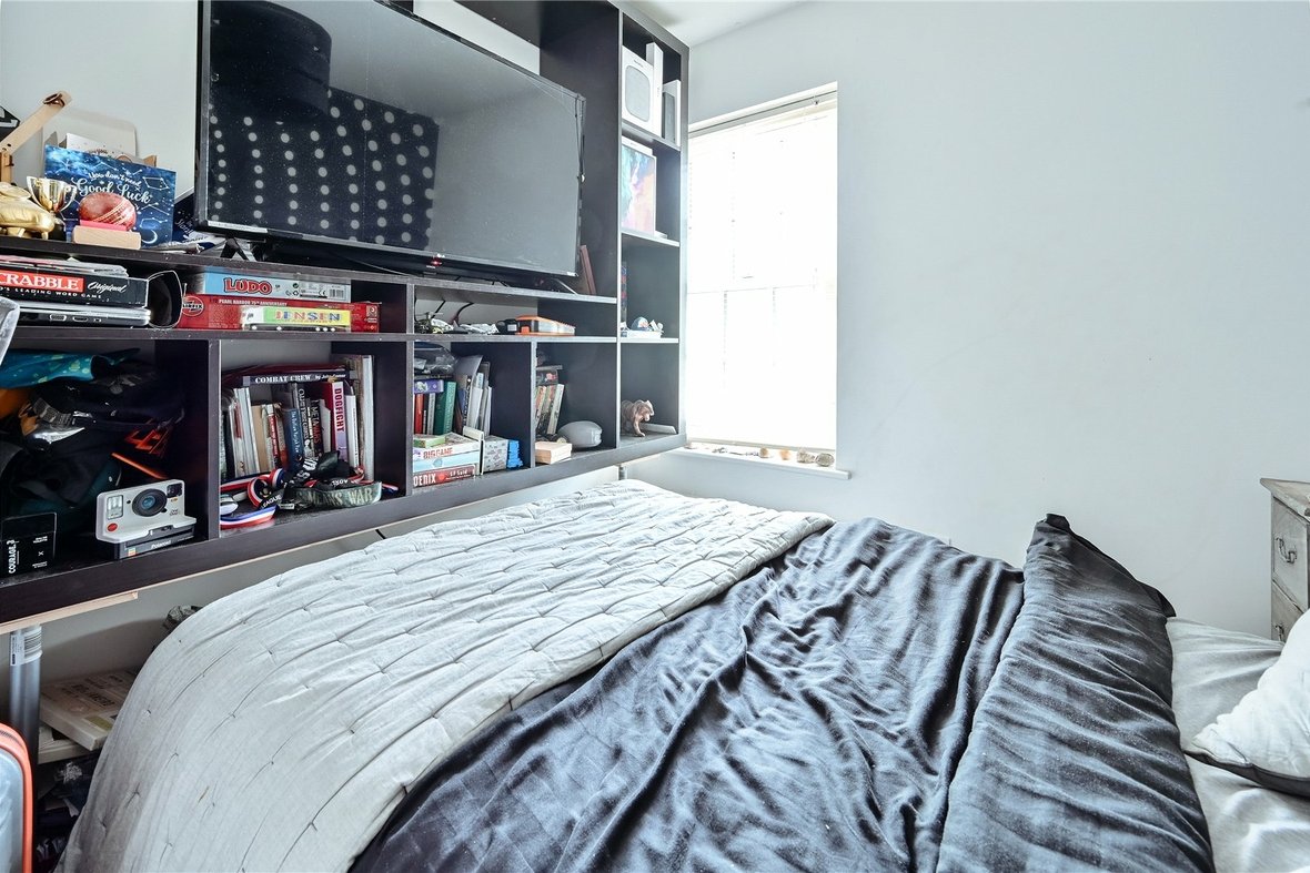 3 Bedroom House New InstructionHouse New Instruction in Park Street, St. Albans, Hertfordshire - View 10 - Collinson Hall