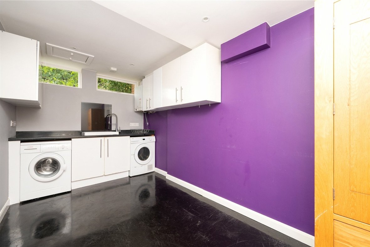 3 Bedroom House For SaleHouse For Sale in Abbots Park, St. Albans, Hertfordshire - View 9 - Collinson Hall