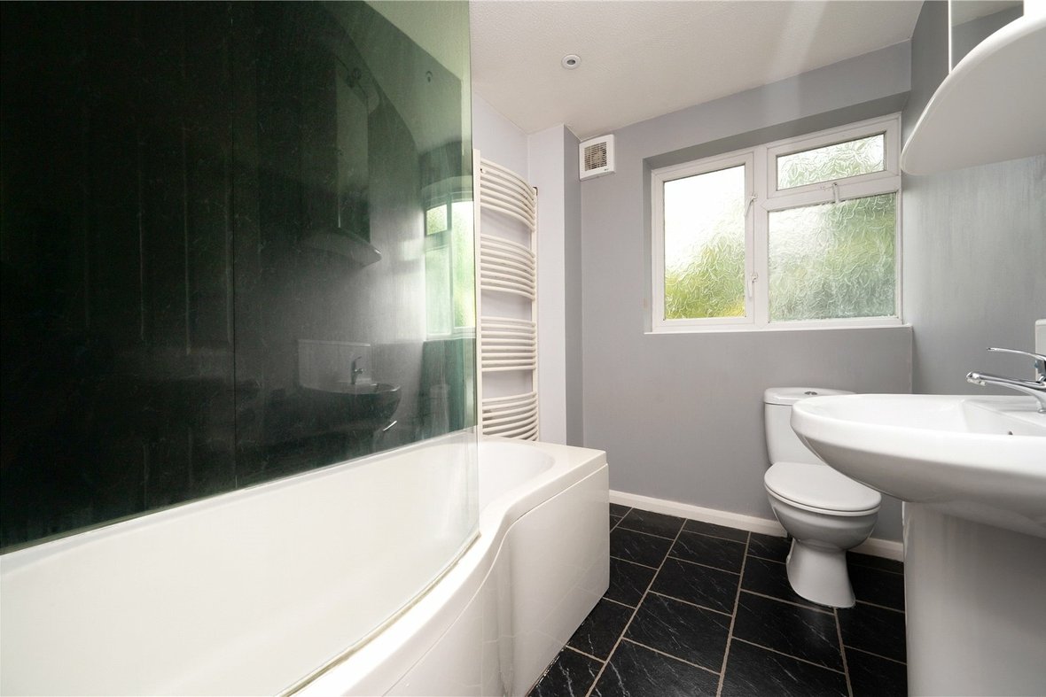 3 Bedroom House For SaleHouse For Sale in Abbots Park, St. Albans, Hertfordshire - View 10 - Collinson Hall