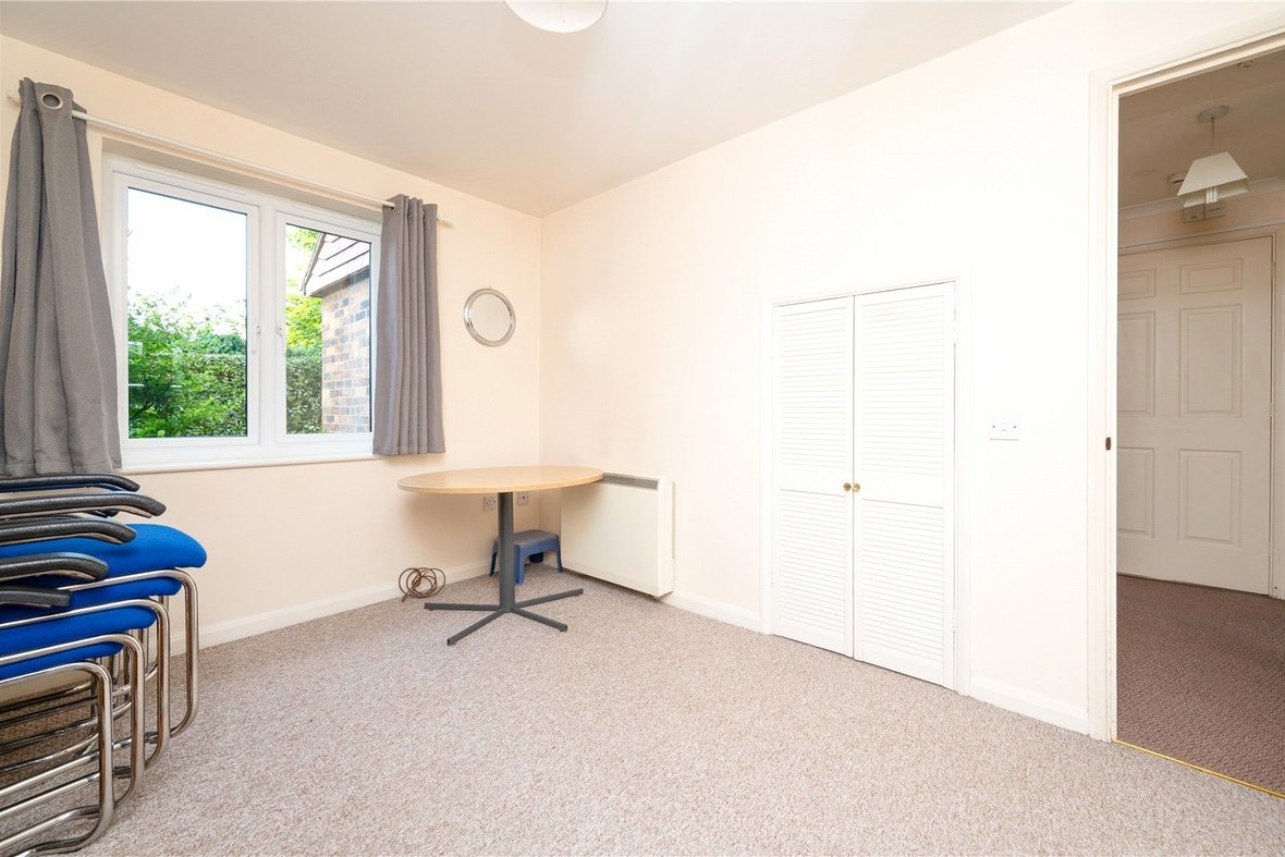 2 Bedroom Apartment New InstructionApartment New Instruction in Belmont Hill, St. Albans, Hertfordshire - View 13 - Collinson Hall