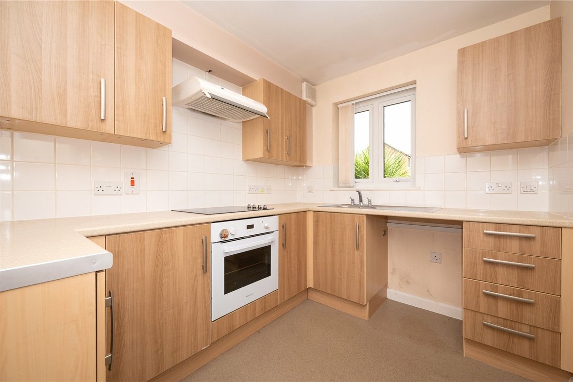 2 Bedroom Apartment New InstructionApartment New Instruction in Belmont Hill, St. Albans, Hertfordshire - View 12 - Collinson Hall
