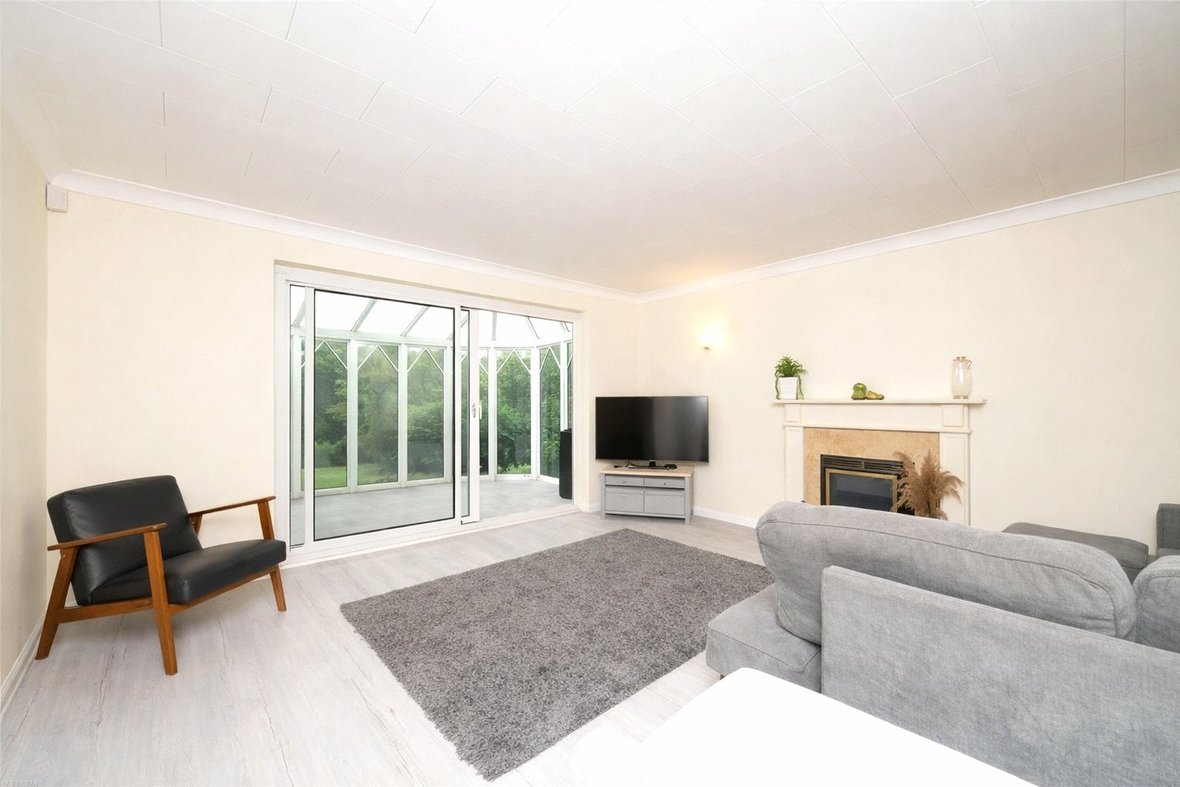 5 Bedroom House For SaleHouse For Sale in Noke Side, St. Albans, Hertfordshire - View 15 - Collinson Hall