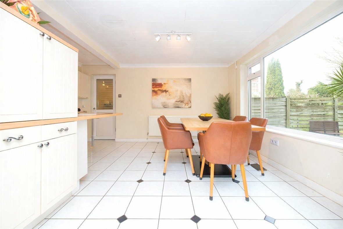 5 Bedroom House For SaleHouse For Sale in Noke Side, St. Albans, Hertfordshire - View 4 - Collinson Hall