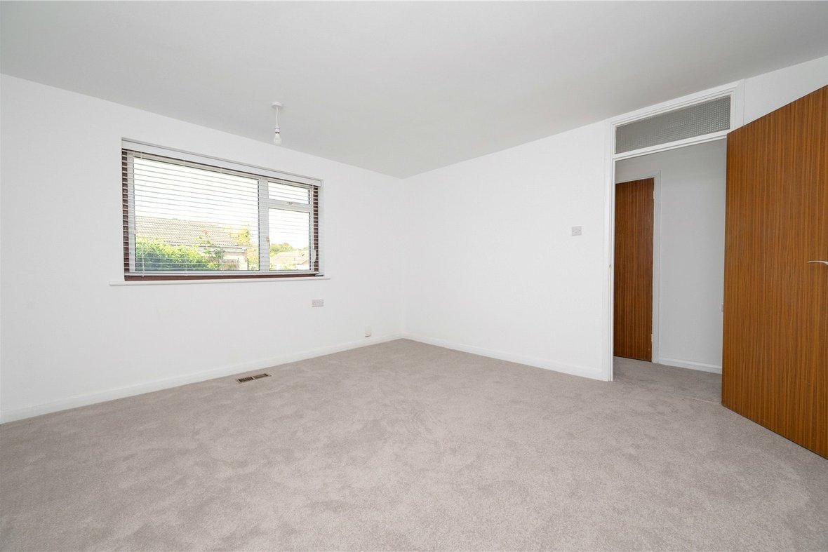 2 Bedroom Bungalow New InstructionBungalow New Instruction in Dell Rise, Park Street, St. Albans - View 8 - Collinson Hall