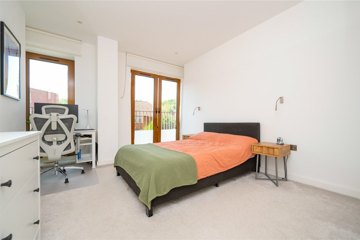 1 Bedroom Apartment New InstructionApartment New Instruction in Grosvenor Road, St. Albans, Hertfordshire - View 4 - Collinson Hall