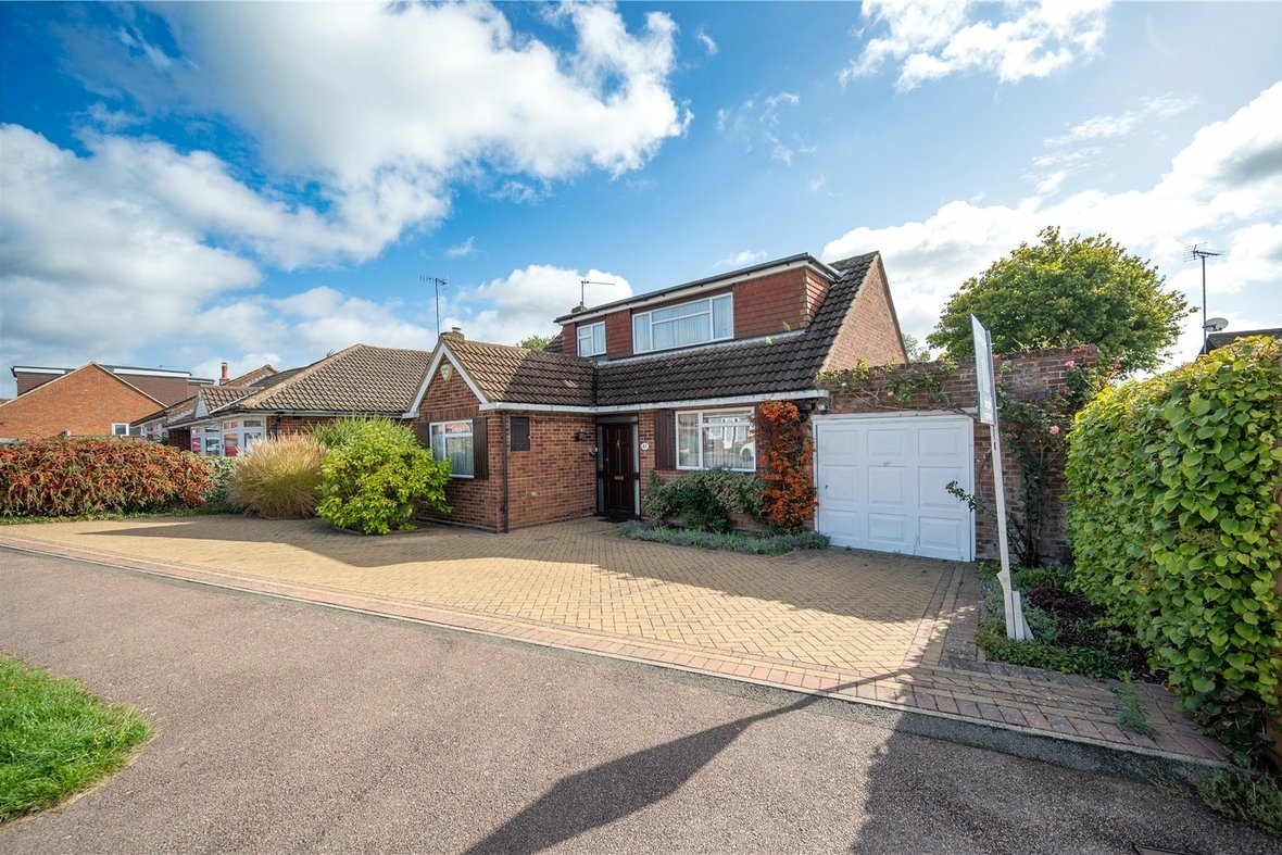 4 Bedroom House For SaleHouse For Sale in Jenkins Avenue, Bricket Wood, St. Albans - View 1 - Collinson Hall