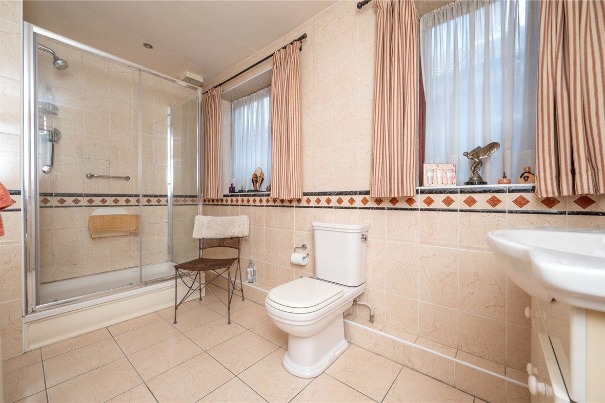 4 Bedroom House New InstructionHouse New Instruction in Jenkins Avenue, Bricket Wood, St. Albans - View 9 - Collinson Hall