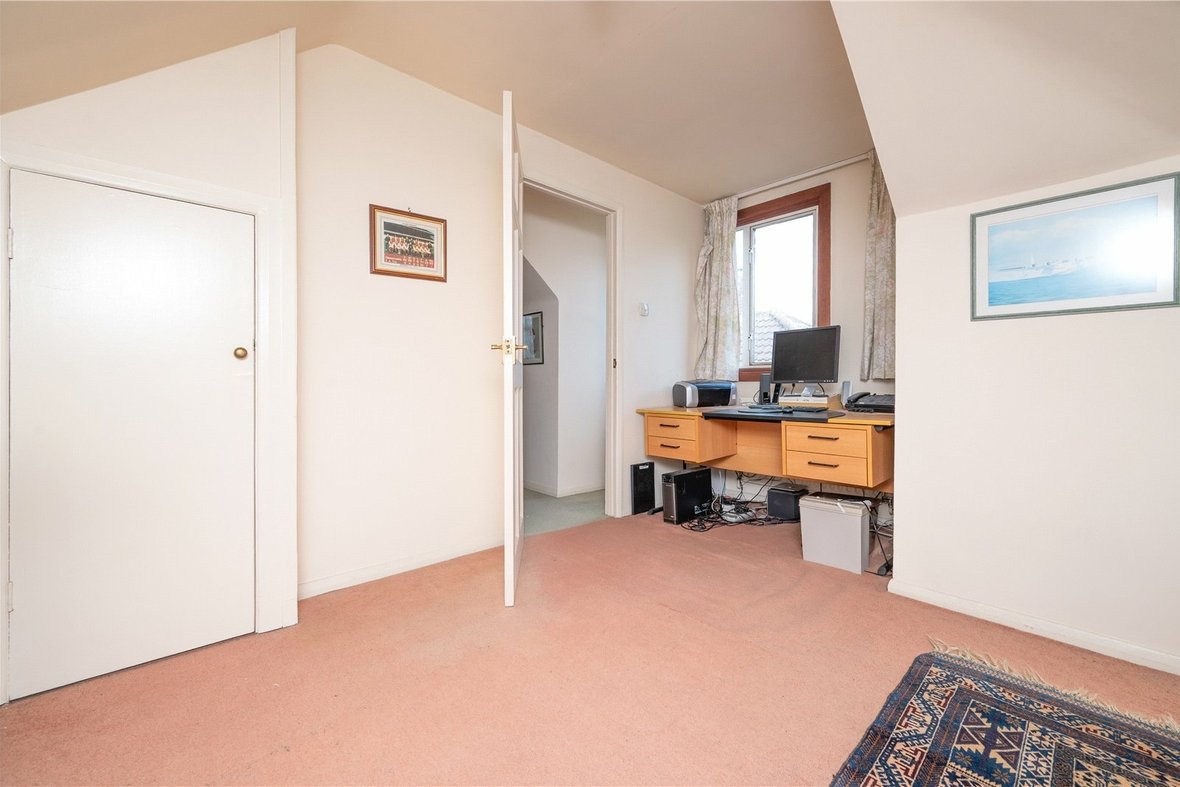 4 Bedroom House New InstructionHouse New Instruction in Jenkins Avenue, Bricket Wood, St. Albans - View 13 - Collinson Hall
