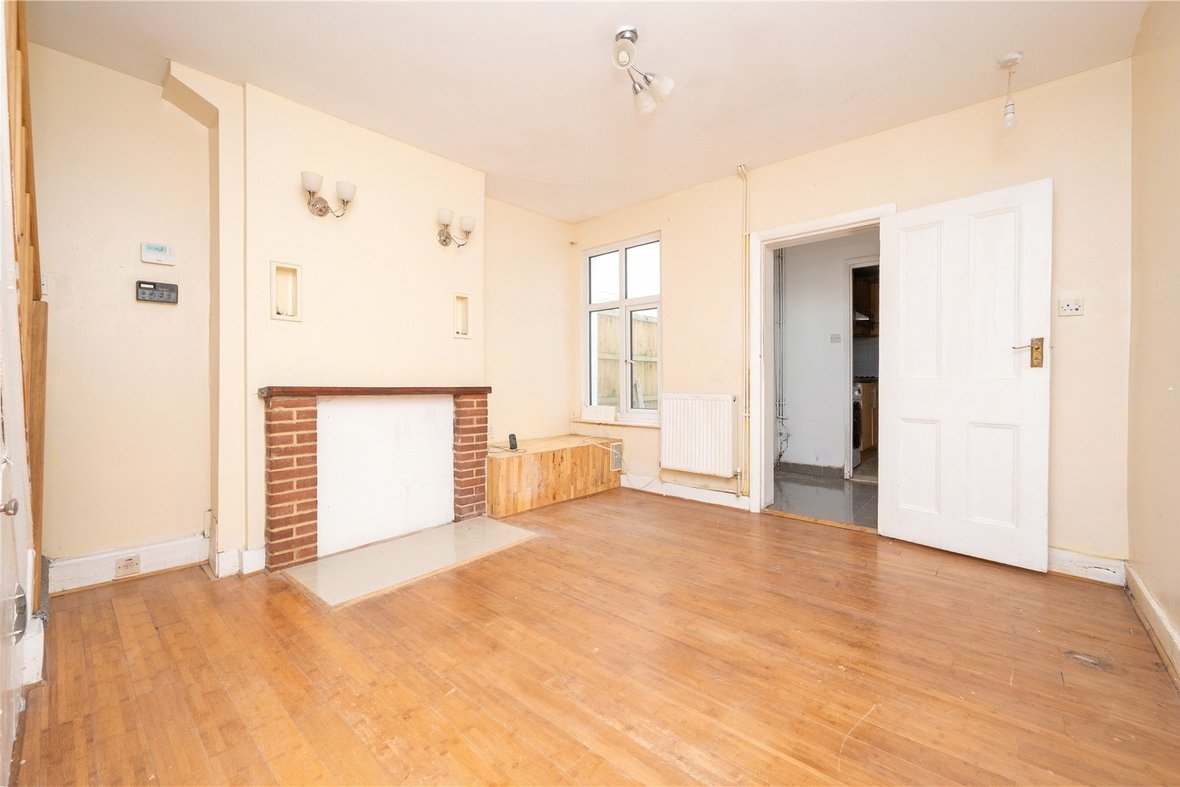 3 Bedroom House To LetHouse To Let in Cambridge Road, St. Albans, Hertfordshire - View 6 - Collinson Hall