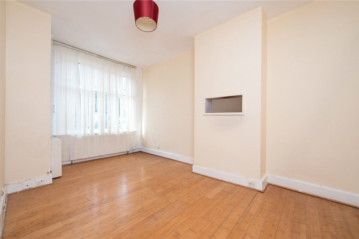 3 Bedroom House To LetHouse To Let in Cambridge Road, St. Albans, Hertfordshire - View 2 - Collinson Hall