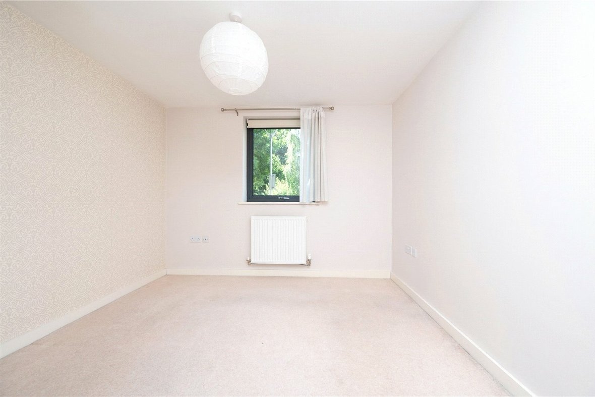 1 Bedroom Apartment To LetApartment To Let in Newsom Place, St. Peters Road, St. Albans - View 4 - Collinson Hall