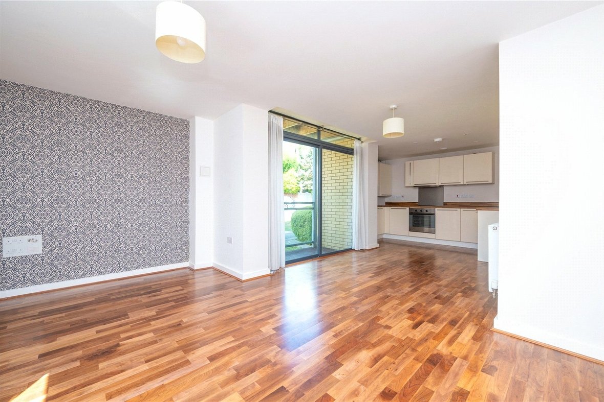 1 Bedroom Apartment To LetApartment To Let in Newsom Place, St. Peters Road, St. Albans - View 2 - Collinson Hall