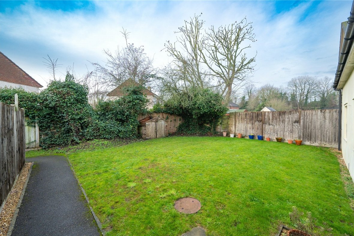 1 Bedroom Apartment For SaleApartment For Sale in Park Street, St. Albans, Hertfordshire - View 5 - Collinson Hall