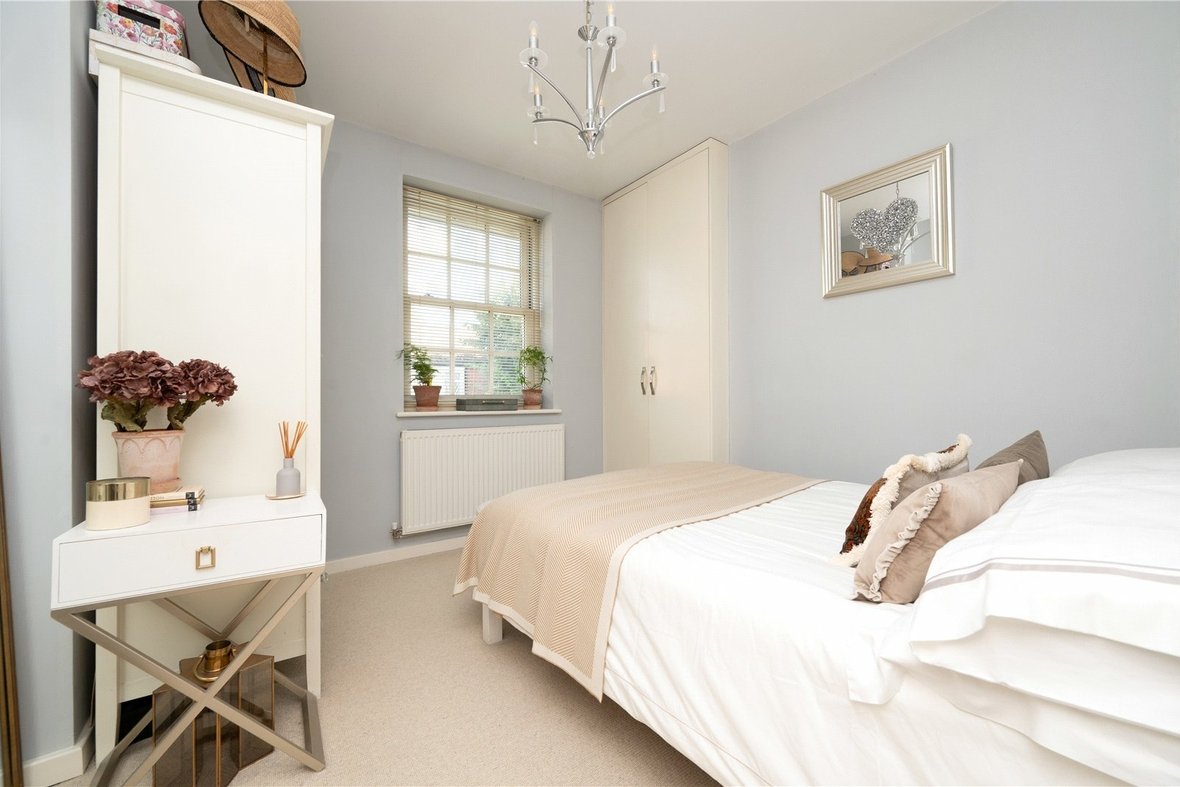 1 Bedroom Apartment New InstructionApartment New Instruction in Park Street, St. Albans, Hertfordshire - View 7 - Collinson Hall