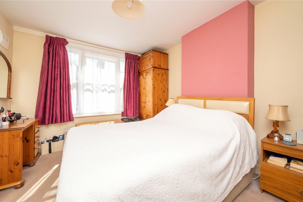 3 Bedroom House New InstructionHouse New Instruction in Heath Road, St. Albans, Hertfordshire - View 8 - Collinson Hall