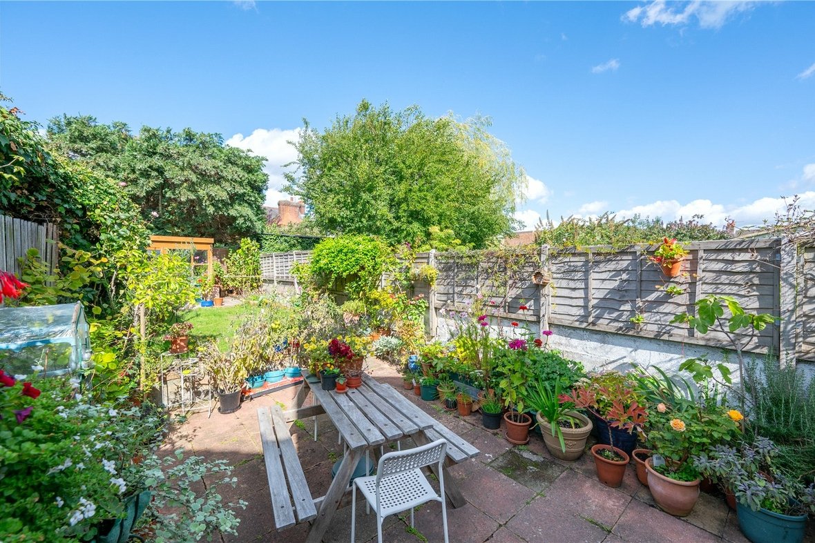 3 Bedroom House New InstructionHouse New Instruction in Heath Road, St. Albans, Hertfordshire - View 16 - Collinson Hall