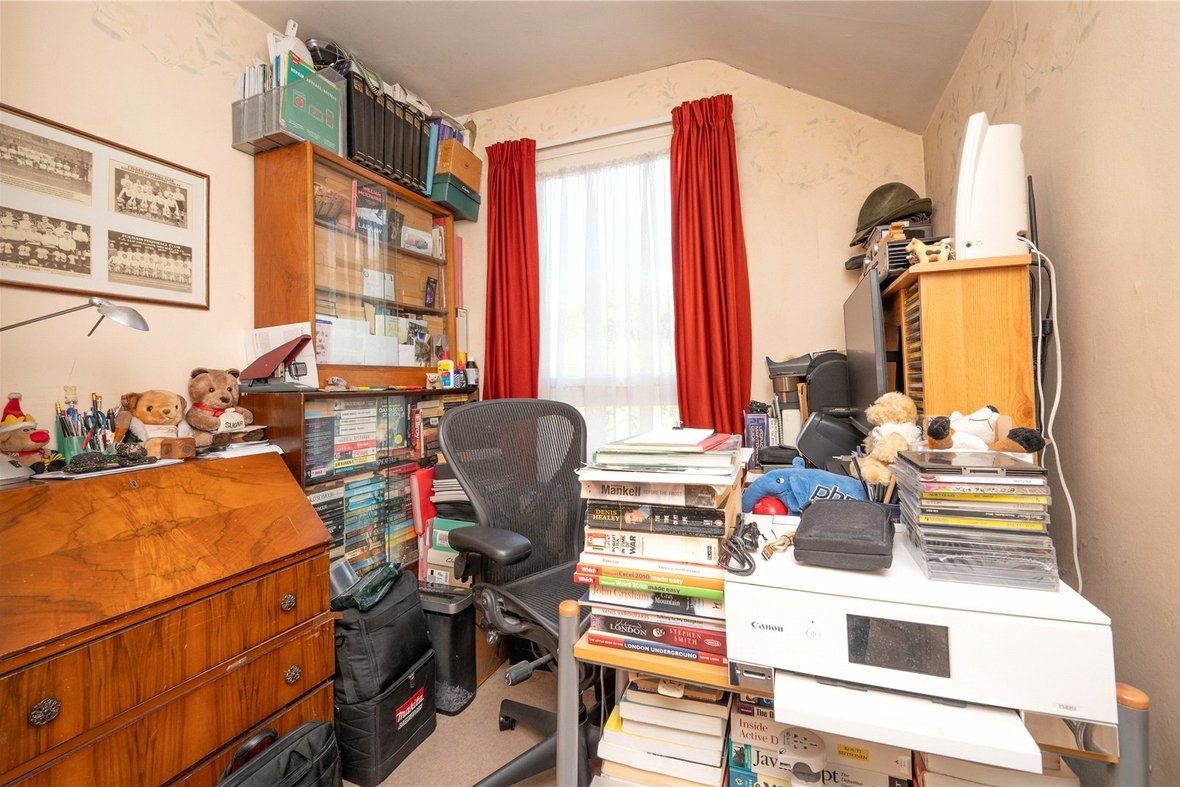 3 Bedroom House New InstructionHouse New Instruction in Heath Road, St. Albans, Hertfordshire - View 10 - Collinson Hall