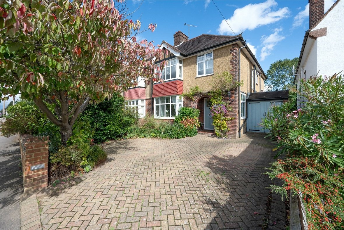 5 Bedroom House For SaleHouse For Sale in Lancaster Road, St. Albans, Hertfordshire - View 1 - Collinson Hall
