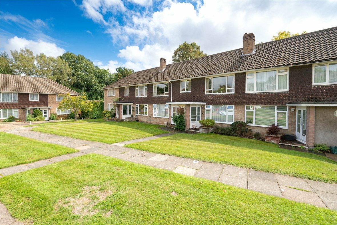 2 Bedroom Maisonette New InstructionMaisonette New Instruction in Charmouth Court, St. Albans, Hertfordshire - View 15 - Collinson Hall