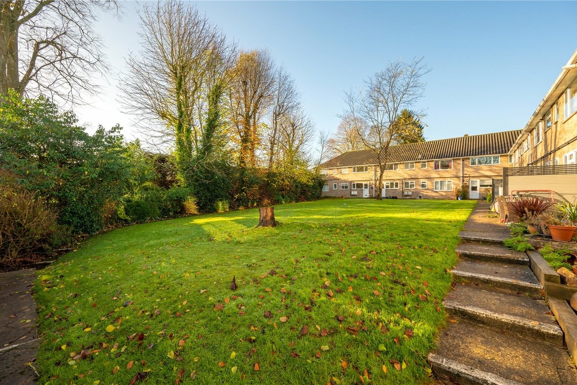 2 Bedroom Maisonette For SaleMaisonette For Sale in Charmouth Court, St. Albans, Hertfordshire - View 10 - Collinson Hall