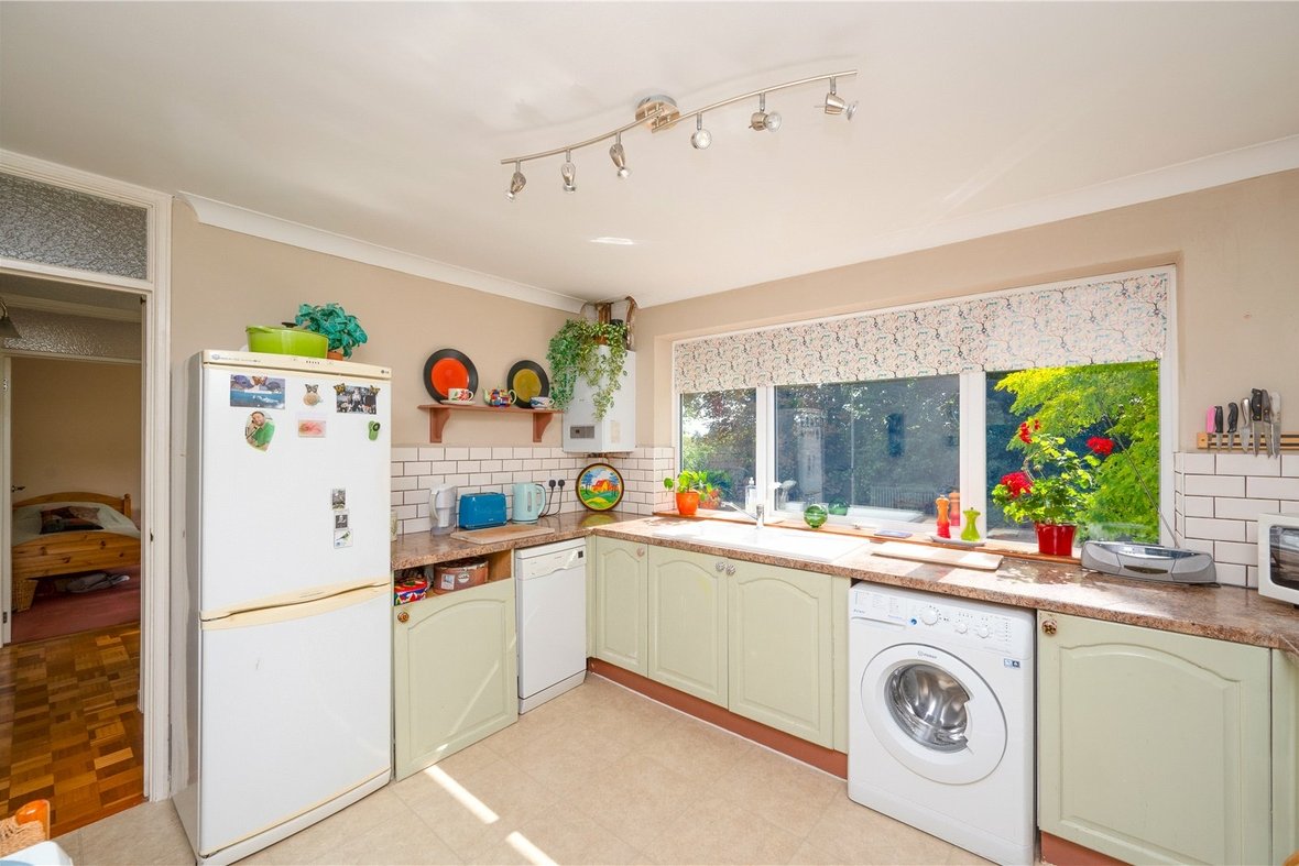 2 Bedroom Maisonette New InstructionMaisonette New Instruction in Charmouth Court, St. Albans, Hertfordshire - View 4 - Collinson Hall