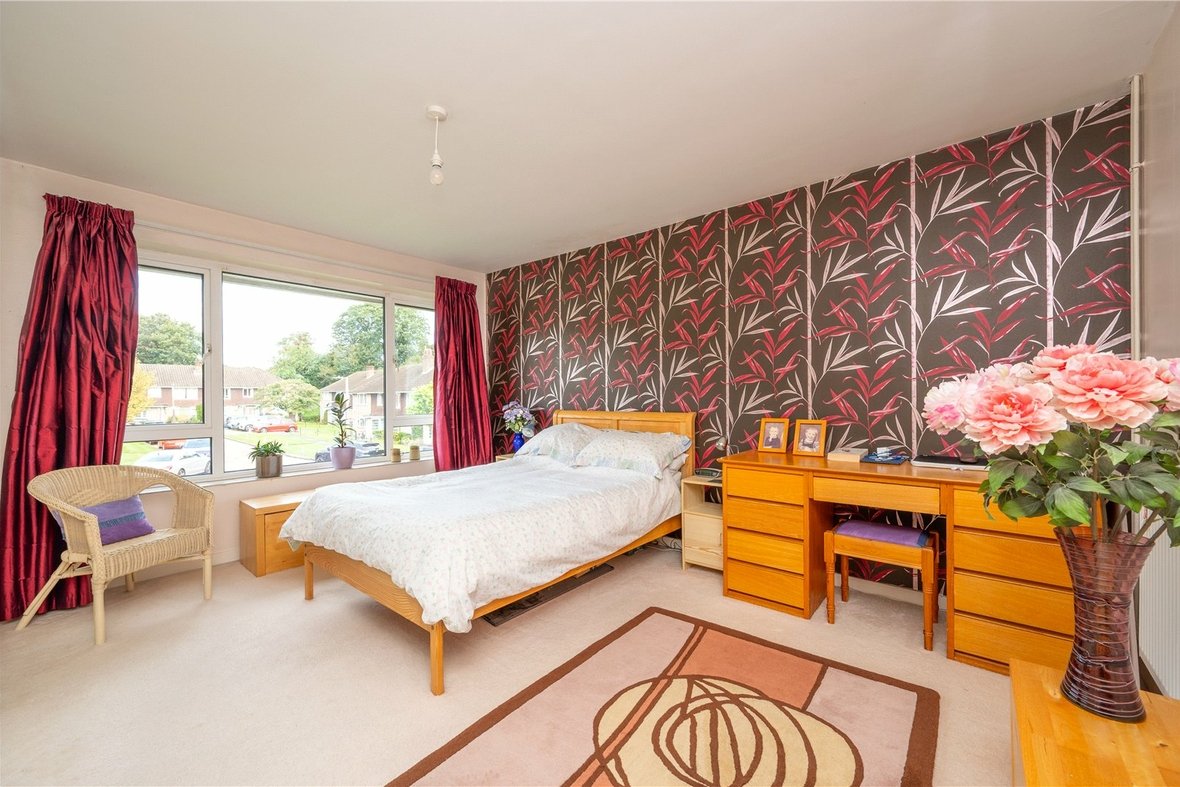 2 Bedroom Maisonette New InstructionMaisonette New Instruction in Charmouth Court, St. Albans, Hertfordshire - View 6 - Collinson Hall