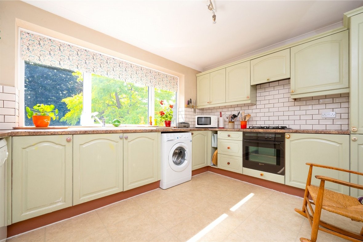 2 Bedroom Maisonette New InstructionMaisonette New Instruction in Charmouth Court, St. Albans, Hertfordshire - View 3 - Collinson Hall