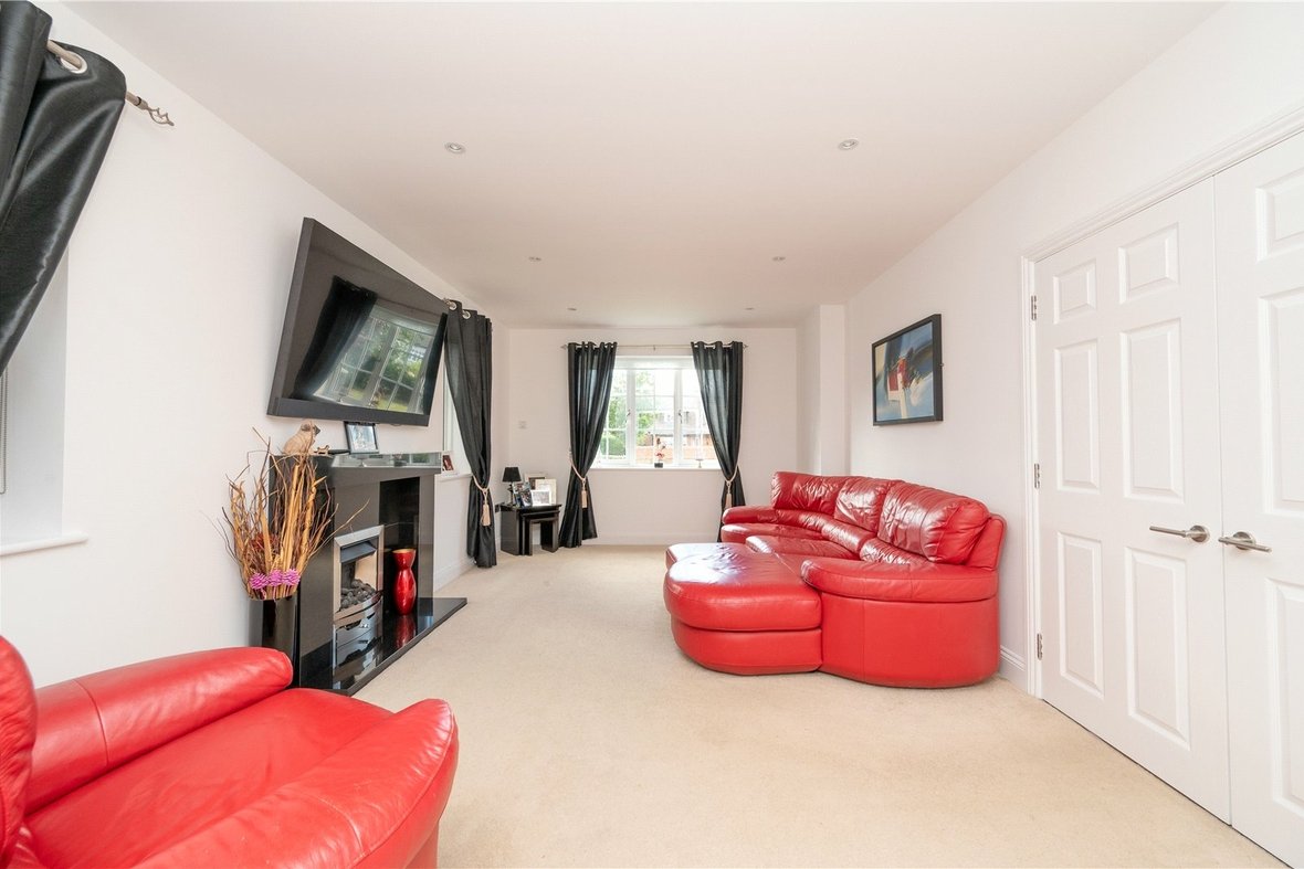 5 Bedroom House New InstructionHouse New Instruction in Watford Road, St. Albans, Hertfordshire - View 16 - Collinson Hall