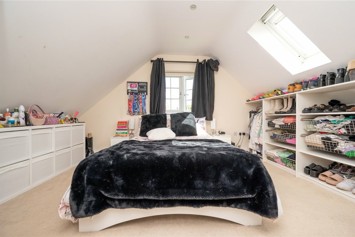 5 Bedroom House New InstructionHouse New Instruction in Watford Road, St. Albans, Hertfordshire - View 13 - Collinson Hall