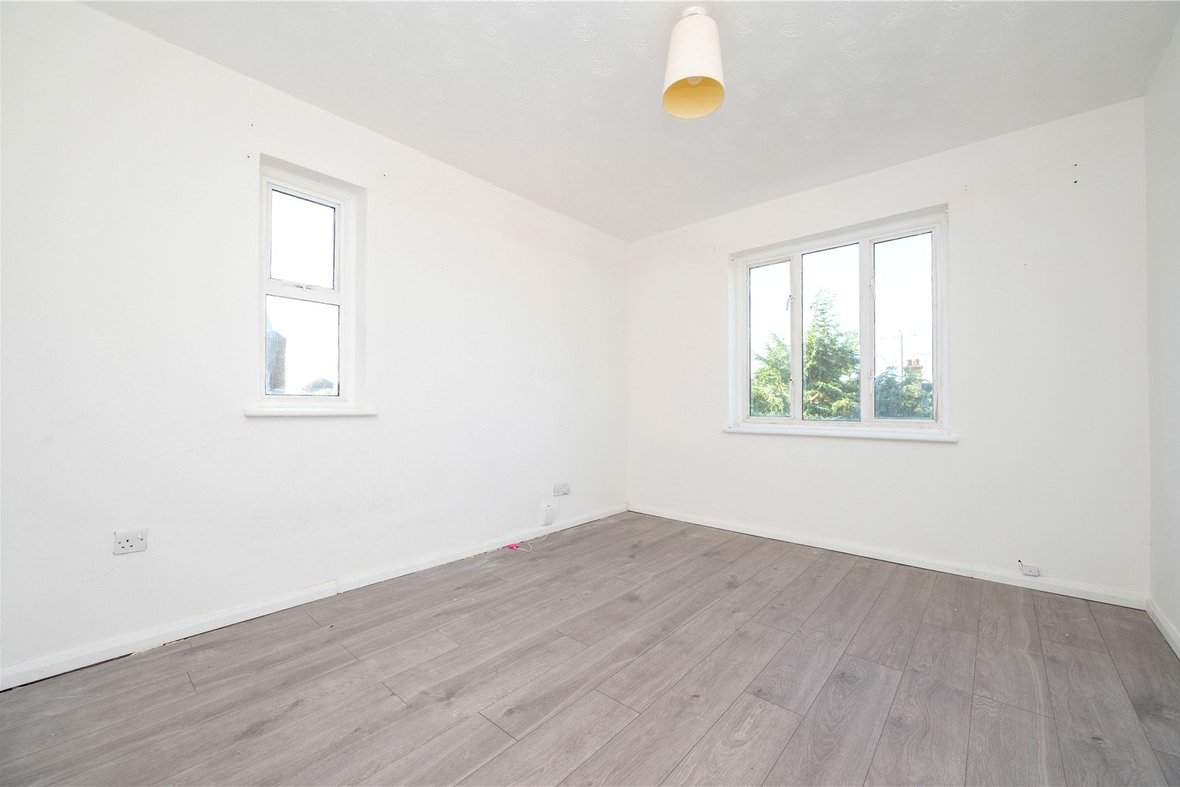 Apartment Let Agreed in London Road, St. Albans, Hertfordshire - View 2 - Collinson Hall