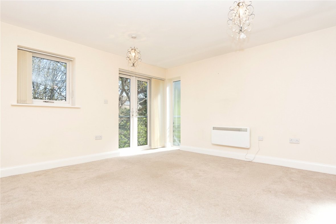 2 Bedroom Apartment New InstructionApartment New Instruction in Old Watford Road, Bricket Wood, St. Albans - View 8 - Collinson Hall