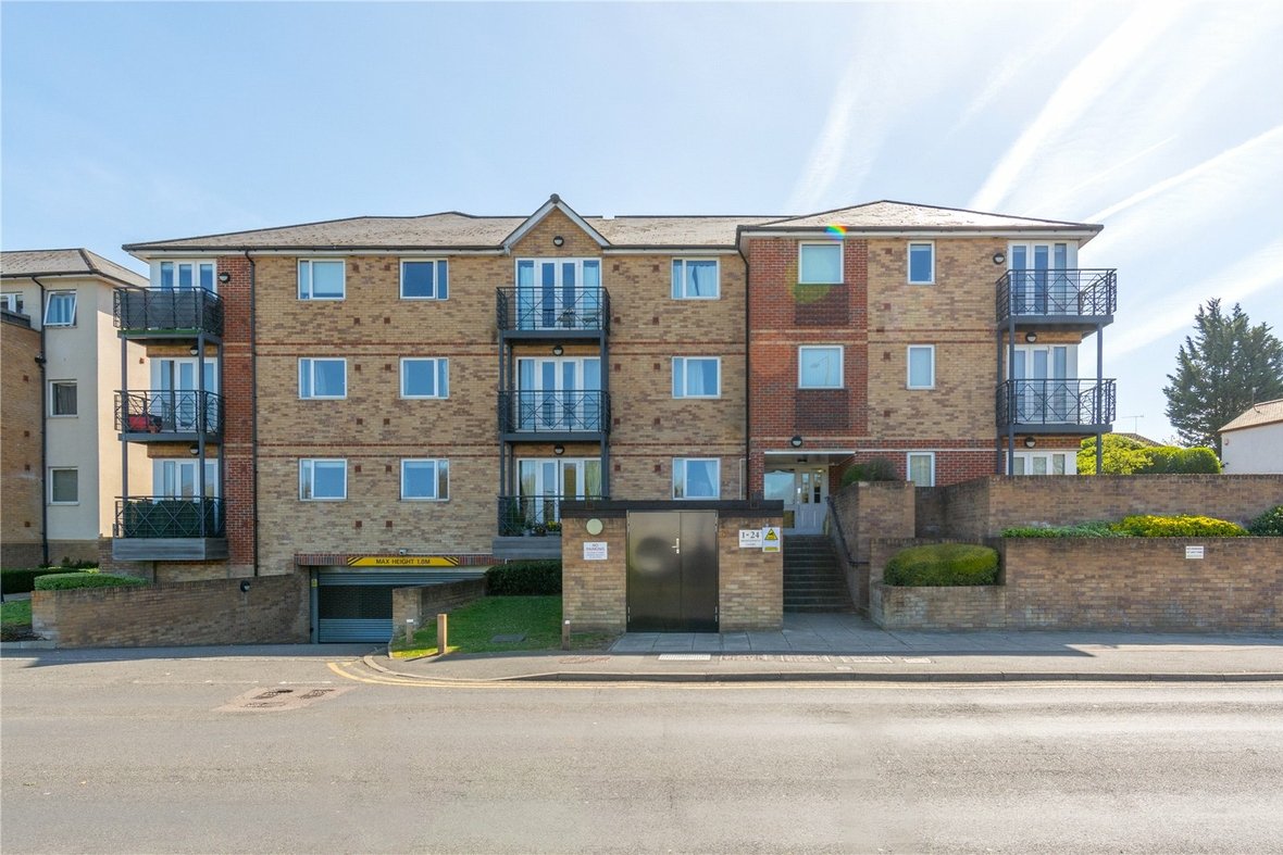 2 Bedroom Apartment New InstructionApartment New Instruction in Old Watford Road, Bricket Wood, St. Albans - View 13 - Collinson Hall