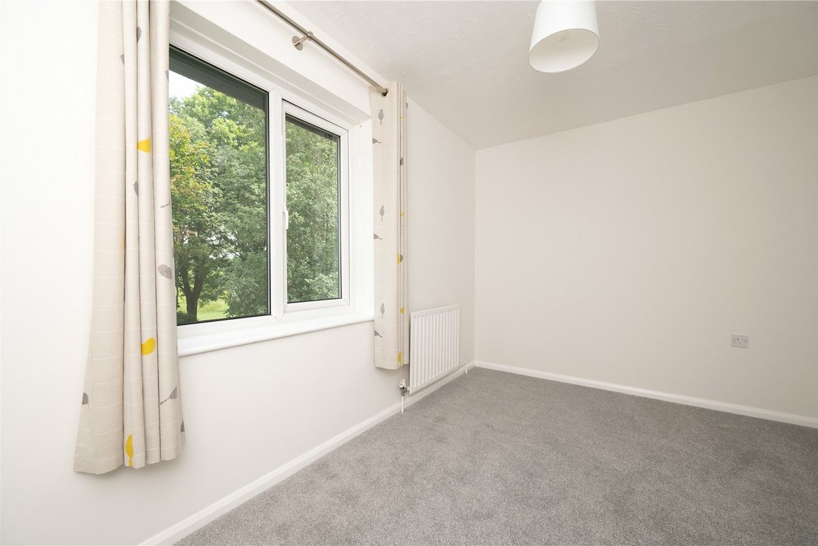 2 Bedroom House To LetHouse To Let in Richmond Walk, St. Albans - View 11 - Collinson Hall