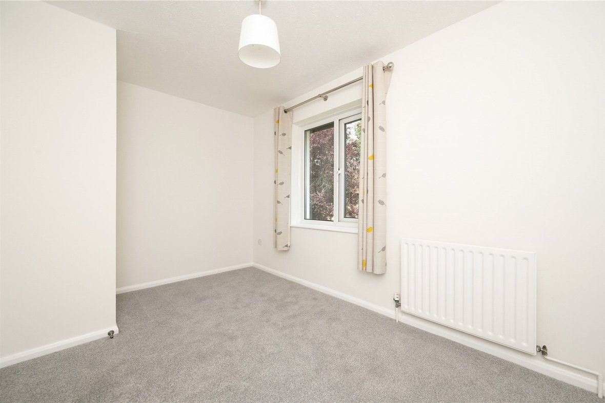 2 Bedroom House To LetHouse To Let in Richmond Walk, St. Albans - View 10 - Collinson Hall