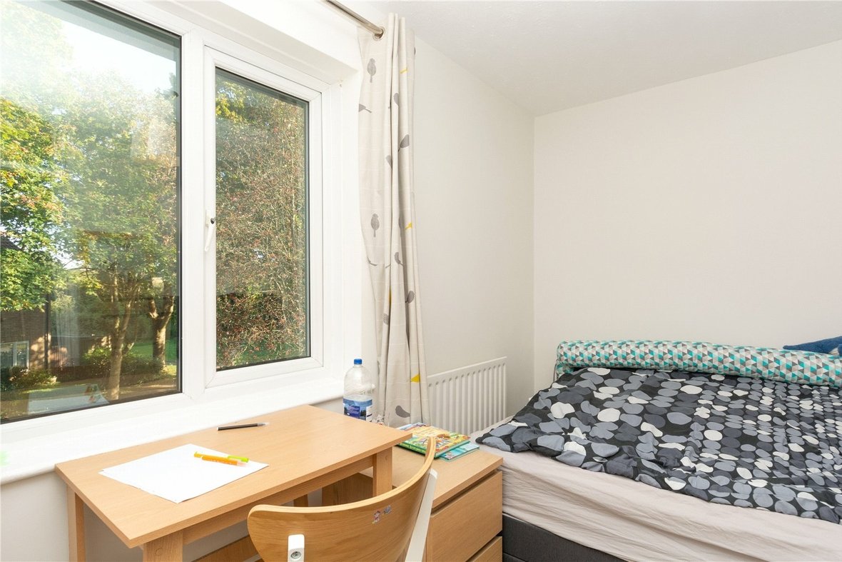 2 Bedroom House Let AgreedHouse Let Agreed in Richmond Walk, St. Albans - View 8 - Collinson Hall