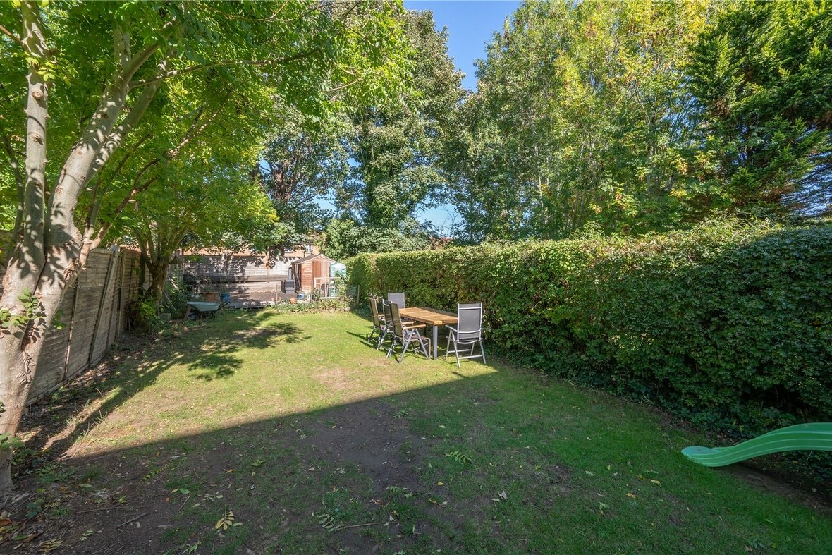 2 Bedroom Maisonette New InstructionMaisonette New Instruction in Abbots Avenue West, St. Albans, Hertfordshire - View 14 - Collinson Hall
