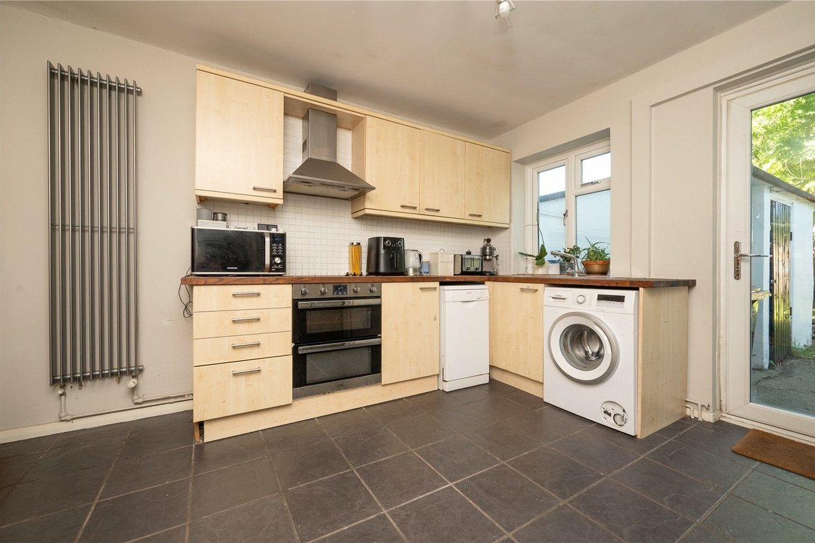 2 Bedroom Maisonette New InstructionMaisonette New Instruction in Abbots Avenue West, St. Albans, Hertfordshire - View 3 - Collinson Hall