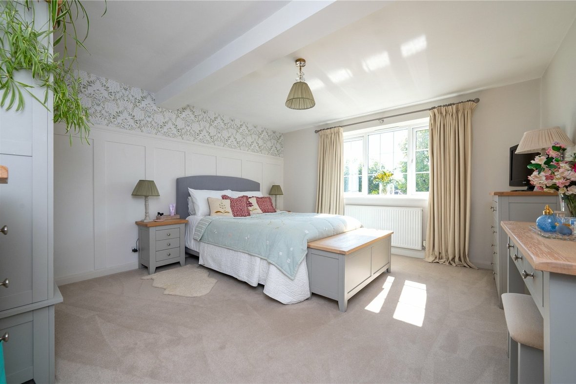 3 Bedroom House New InstructionHouse New Instruction in Cedarwood Drive, St. Albans, Hertfordshire - View 8 - Collinson Hall