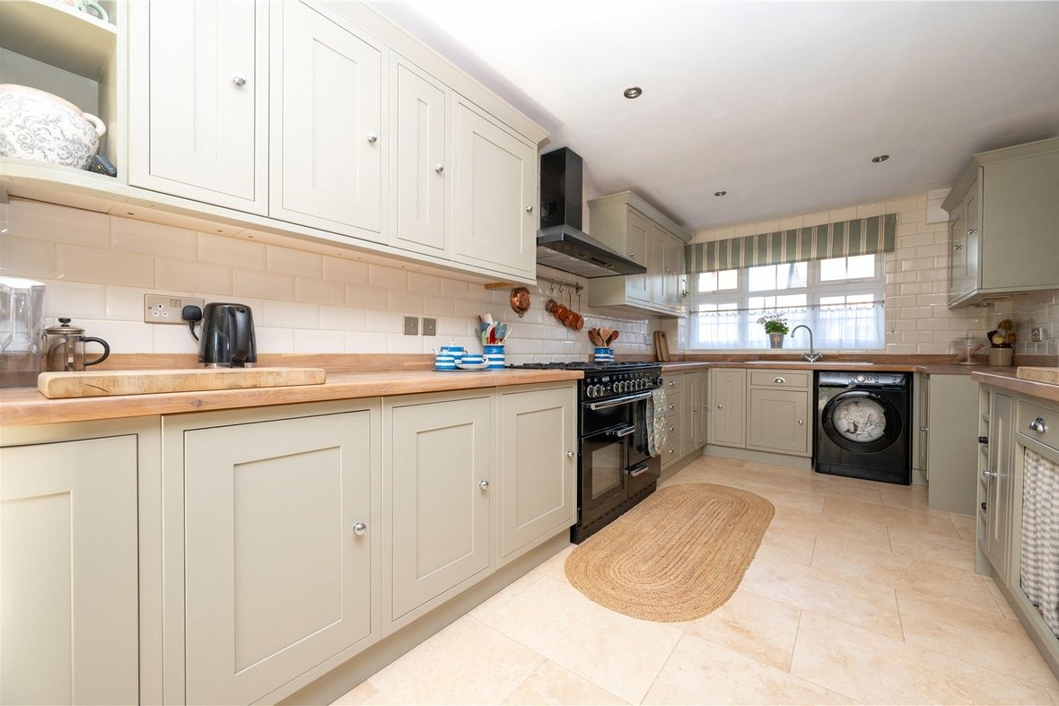 3 Bedroom House New InstructionHouse New Instruction in Cedarwood Drive, St. Albans, Hertfordshire - View 13 - Collinson Hall
